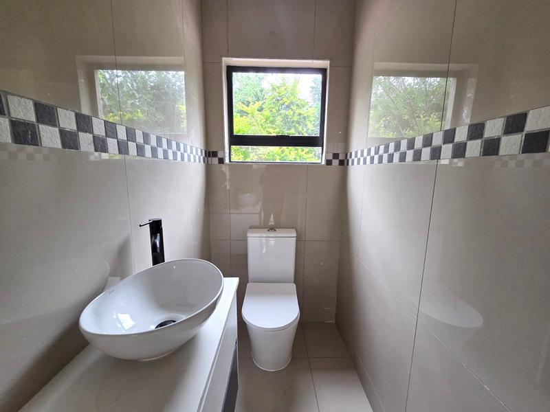 4 Bedroom Property for Sale in Hartbeespoort Dam Nature Reserve North West